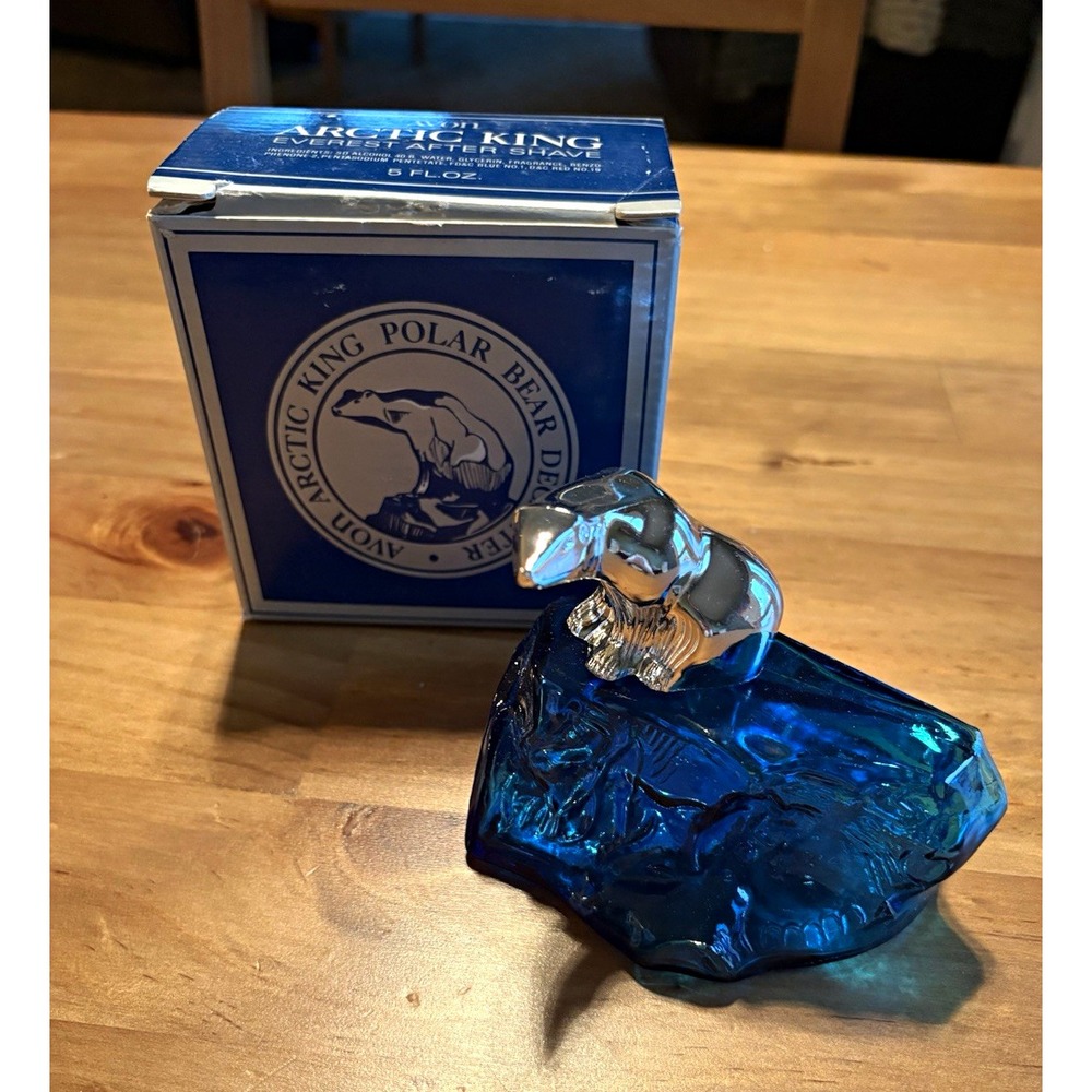 Avon Arctic King Everest After Shave Polar Bear Decanter Bottle w/ Box